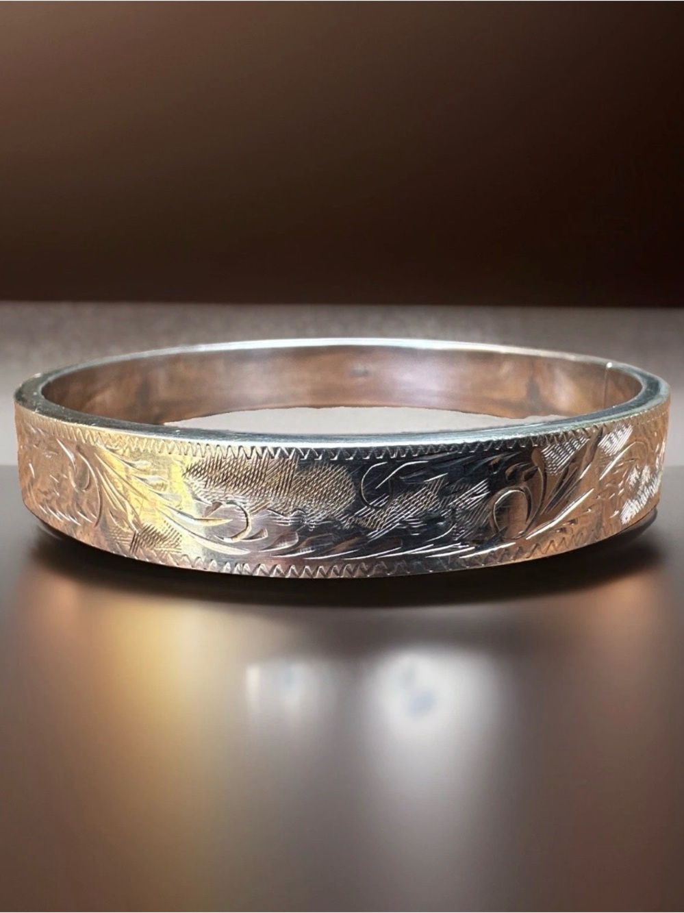 925 Sterling Silver Vintage Floral Vine Etched Bangle Bracelet. Estate Find